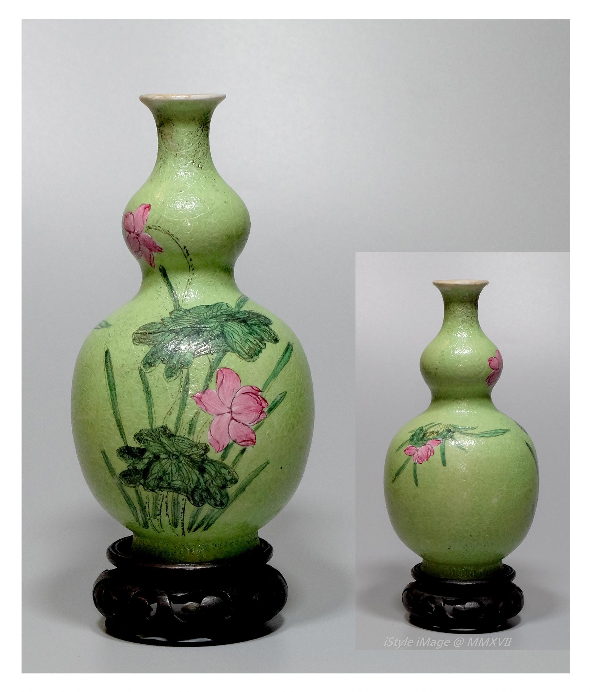 <br><h4>Lot 29 : A famille-rose double gourd shaped vase  ( 50's last century )</h4>
					A famille-rose double gourd shaped vase painted with magnolia flower reserved on a bright green ground.
					<br>Measurements (H) high 17.5 CM, (W)width 9.5 CM<br><br><br>粉彩葫蘆形花瓶  ( 上世紀五十年代 )<br>粉彩葫蘆形花瓶繪上木蘭花在明亮的綠色瓶身上。<br>尺寸(H)高 17.5 厘米,  (W)濶9.5 厘米