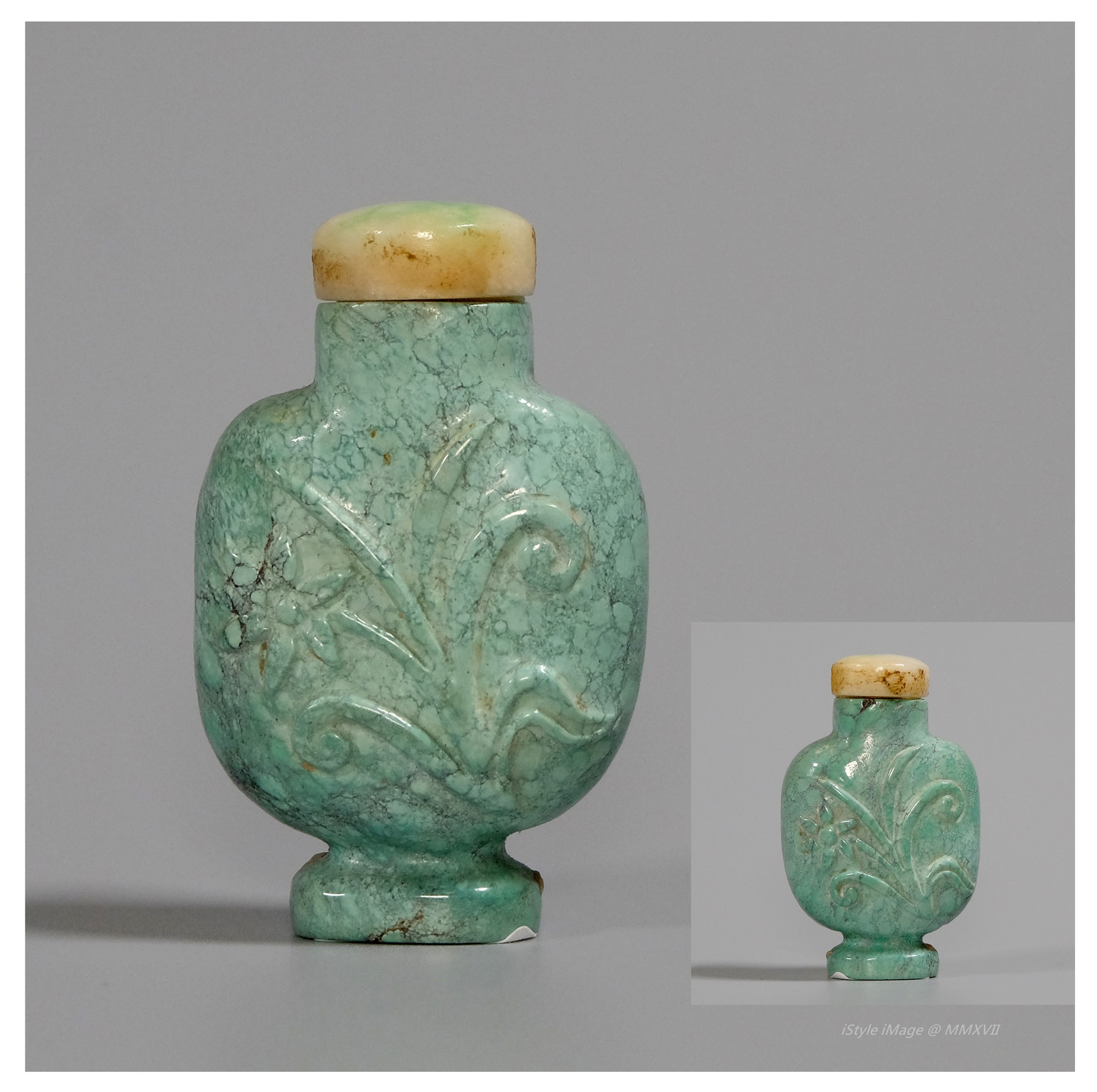 <br><h4>Lot 79 : An elegant shaped turquoise snuff bottle  ( Qing dynasty )</h4>
							Of flattened ovoid form supported by an unique oval shaped base, craved orchid on both sides. With rose and green colour jade stopper but not function well.
							<br>Measurements (H) high 4.3CM, (T) thick 1.1CM, (W)width 2.7 CM<br><br><br>優雅的綠松石煙壺  ( 清朝 )<br>做型優雅的扁平卵形壺身在獨特的連體橢圓形基座，兩面雕刻蘭花。 玫瑰綠的玉塞，但不能用。<br>尺寸(H)高 4.3 厘米, (T)深 1.1 厘米, (W)濶2.7 厘米